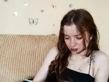 Daniellevaulet  live sex cam