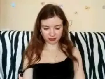 Daniellevaulet  live sex cam