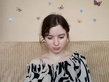 Daniellevaulet  live sex cam