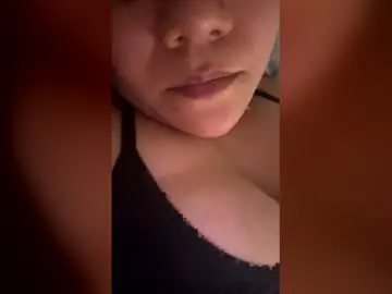Dayana96t  live sex cam