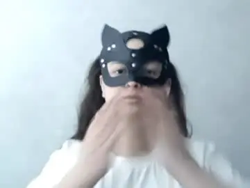 Emma_natural28  live sex cam