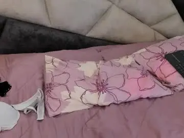 Faloonroussel  live sex cam