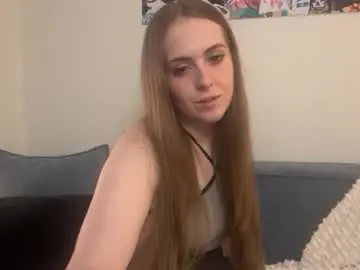 Finqueennia  live sex cam