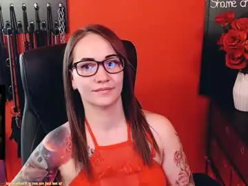 Gina_hotlick  live sex cam