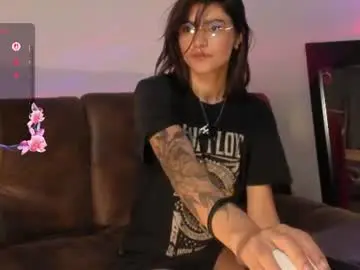 La_diabla_111_  live sex cam