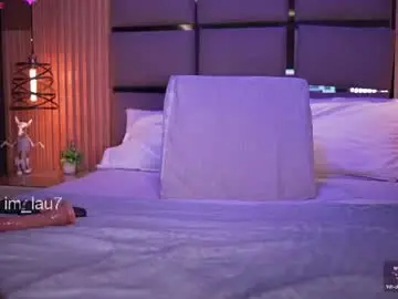 Lauroberts  live sex cam