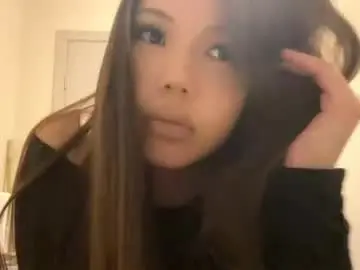 Luciennemakar  live sex cam