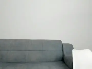 Luna_yum  live sex cam