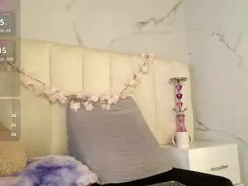 Mackenize  live sex cam