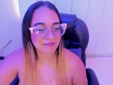 Mhonikbelucci  live sex cam
