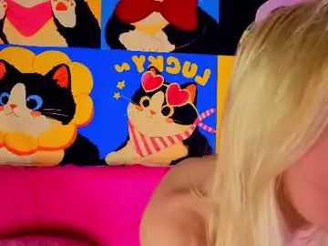 Pis_sos  live sex cam