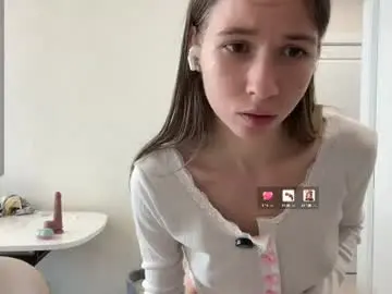 Unarks  live sex cam