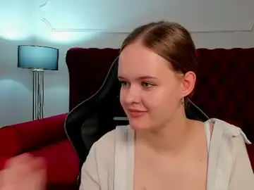Adarune  live sex cam