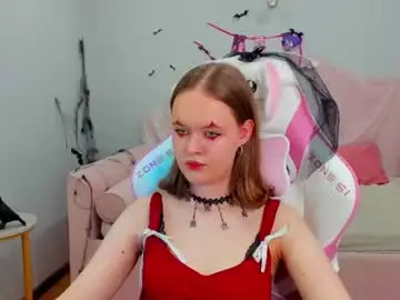 Adarune  live sex cam