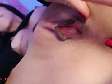 Alyce_fav  live sex cam