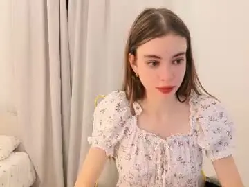 Astralmira  live sex cam