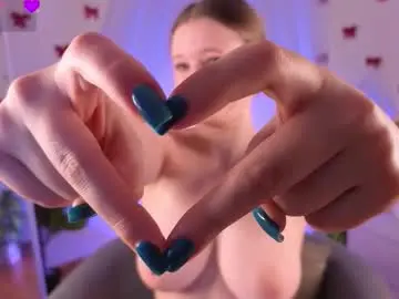 Emilyhewell  live sex cam