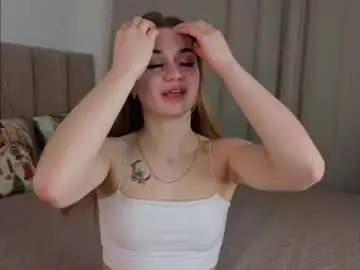 Emilyhewell  live sex cam