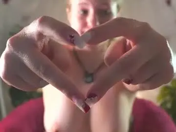 Emilyhewell  live sex cam