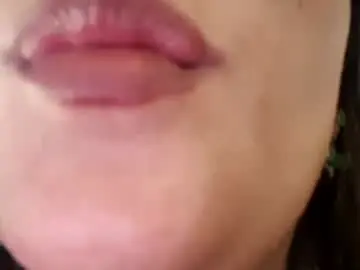 Evolethmontenegros  live sex cam