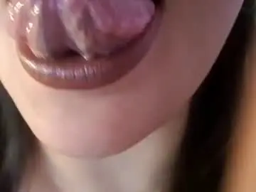 Evolethmontenegros  live sex cam
