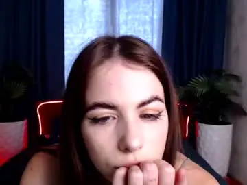 Hitgyrl  live sex cam