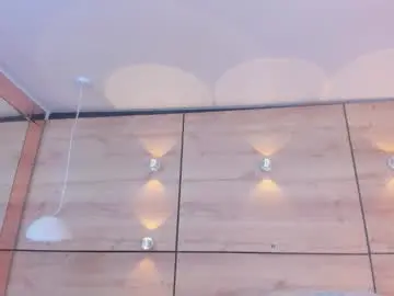 Martina_touss  live sex cam