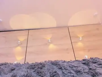 Martina_touss  live sex cam