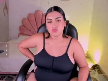 Melodysnow  live sex cam