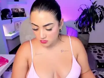 Melodysnow  live sex cam