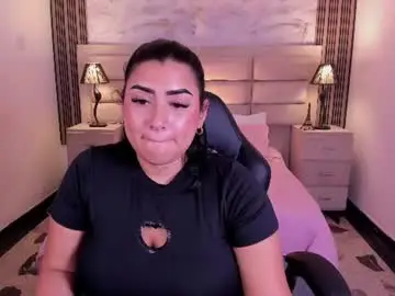 Melodysnow  live sex cam