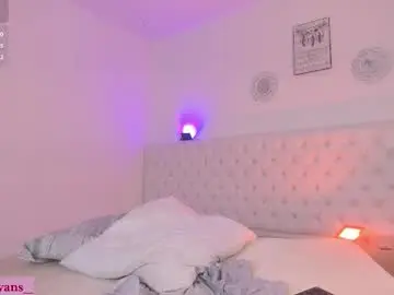 Sharlot_evans_  live sex cam