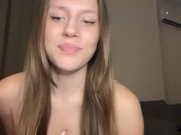 She001  live sex cam