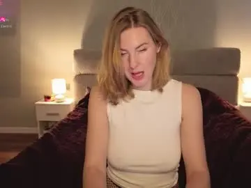 Soulmategirl  live sex cam