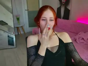 Weisser_moon  live sex cam