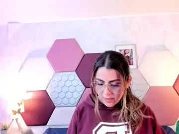 Ariarous  live sex cam
