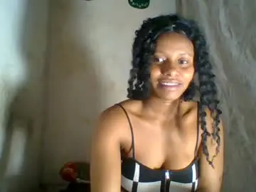 Aurelia107  live sex cam