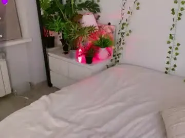 Bella_dreamm  live sex cam