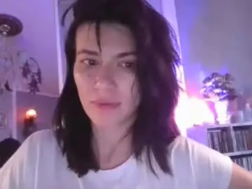 Bossyiskitten  live sex cam