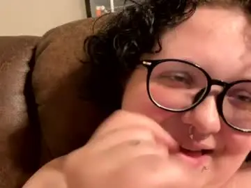 Dayna3000  live sex cam