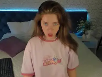 Desiree_doll  live sex cam