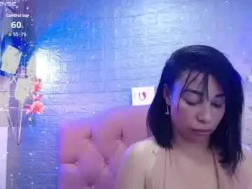 Lesbi_hott_scissors  live sex cam