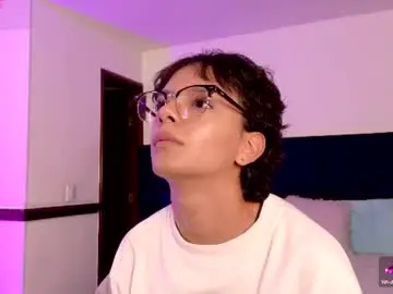 Peytongh_  live sex cam