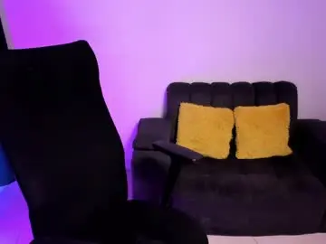 Purplemegan  live sex cam