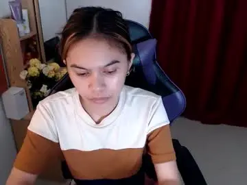 Pussiswet_xx  live sex cam