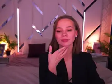 Shyysiren  live sex cam