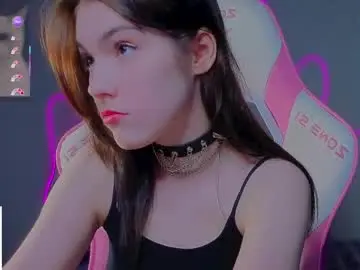 Sophie_nomenal_  live sex cam