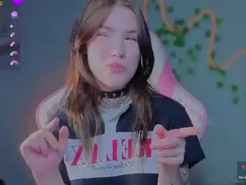 Sophie_nomenal_  live sex cam