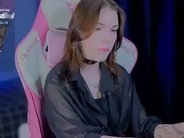 Sophie_nomenal_  live sex cam