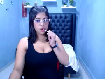 Tatiana499  live sex cam